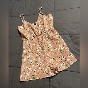 NWT Women’s Floral Romper
